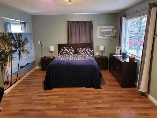 Condo for rent in Hollywood