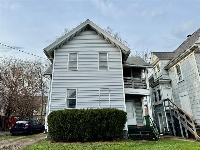 House for sale in Summit, Ohio