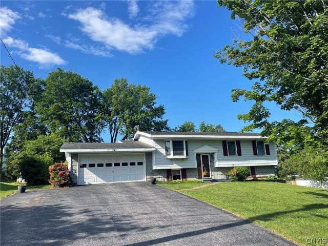 House for sale in Oneida, New York