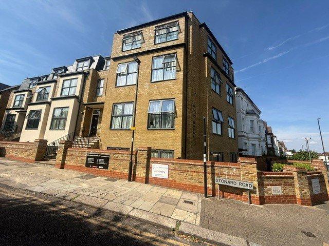 House for rent in Palmers Green, Greater London