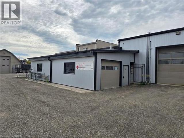 Commercial for rent in Brantford, Southwestern Ontario