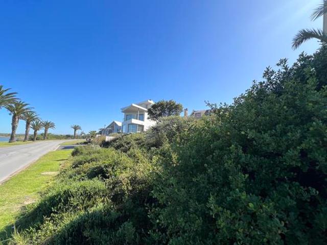 Land for sale in Cape St Francis, Eastern Cape