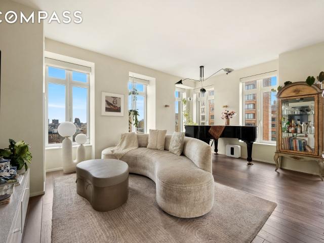 Condo for sale in Arverne, New York