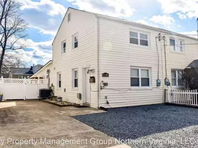 House for rent in Arlington