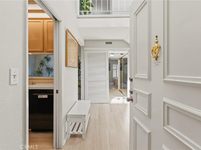 Condo for sale in Tarzana Neighborhood Council District, Los Angeles