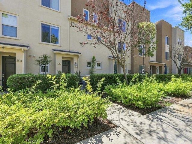 Condo for sale in Hawthorne, Los Angeles County