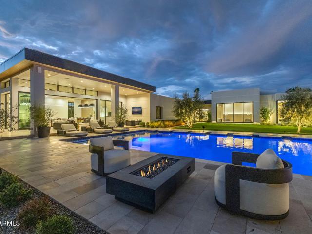 Property for sale in Paradise Valley, Arizona