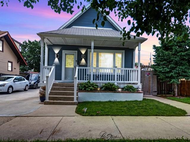 House for sale in Summit Argo, Illinois