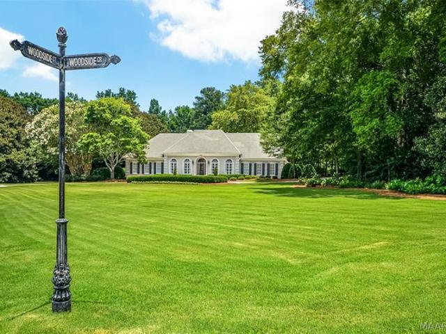 House for sale in Hope Hull, Alabama