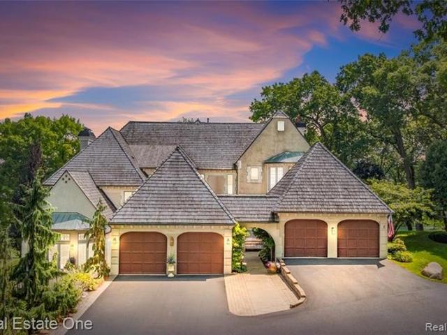 Townhouse for sale in Ortonville, Michigan