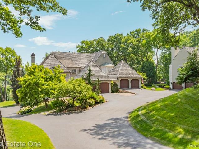 Condo for sale in Ortonville, Michigan
