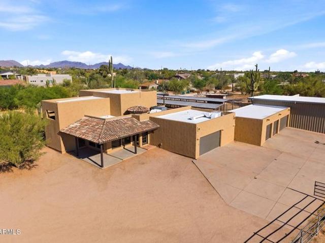 House for sale in Cave Creek, Arizona