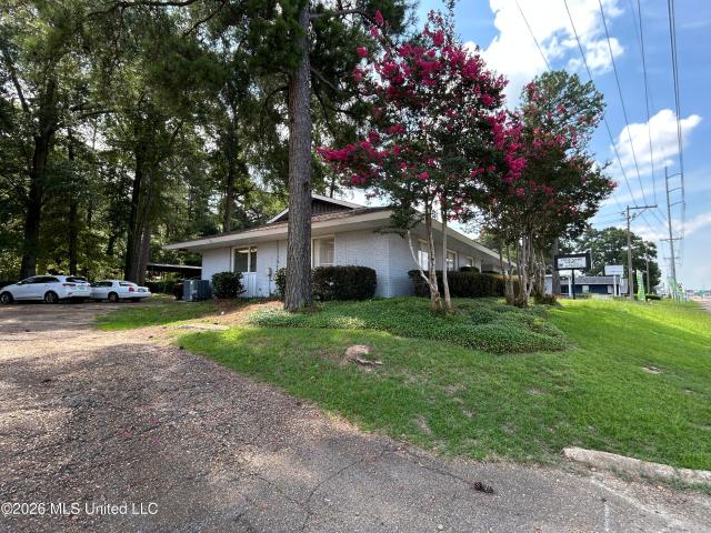Commercial for sale in Jackson, Hinds County