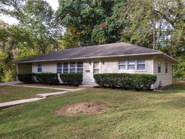 House for sale in Fox Woods, Kansas City