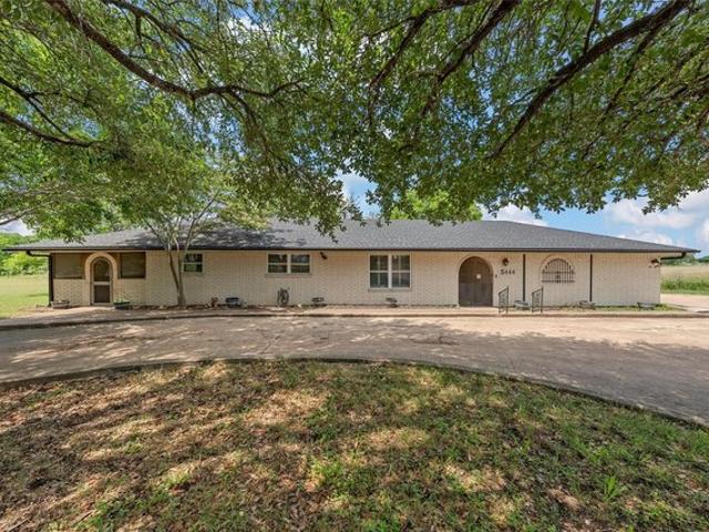 House for sale in Lorena, Texas