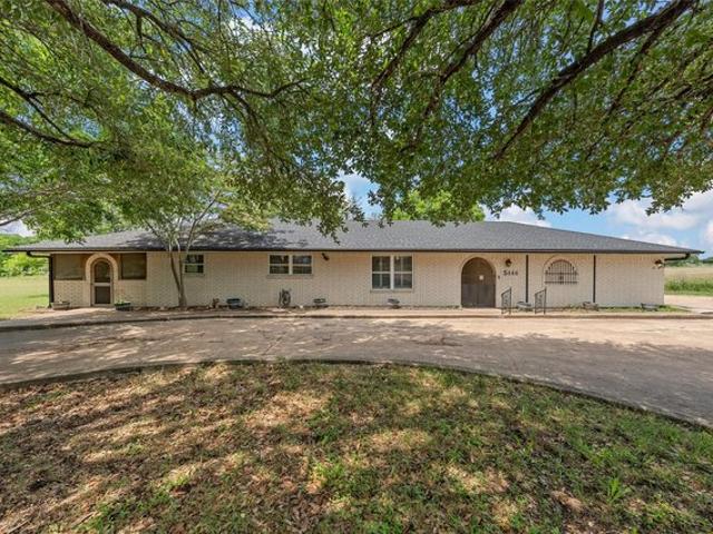 House for sale in Lorena, Texas