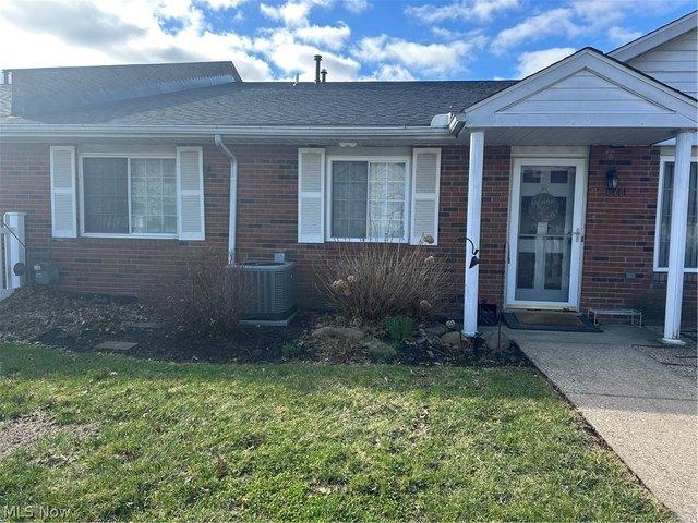 Condo for sale in Willoughby, Ohio