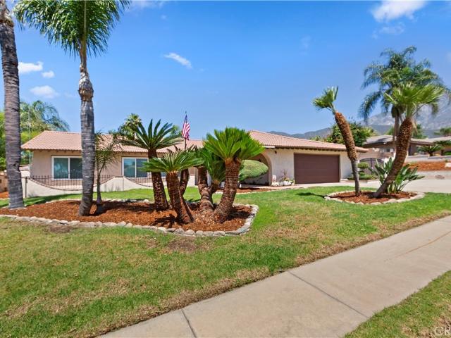 House for sale in Alta Loma, Alta