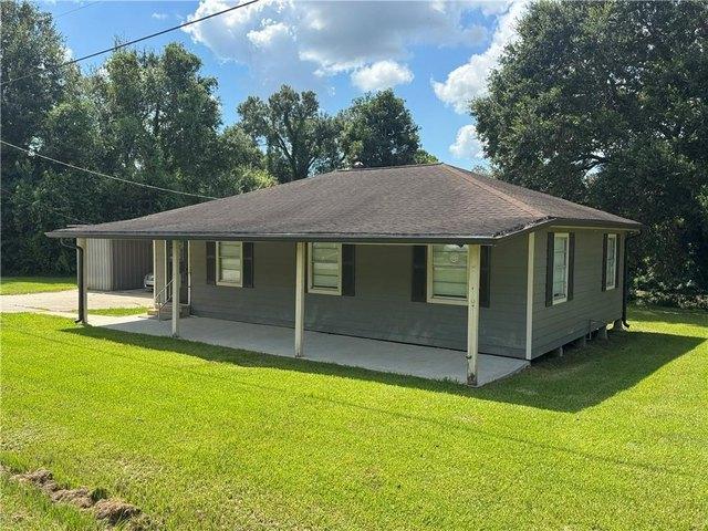 House for sale in Napoleonville, Louisiana