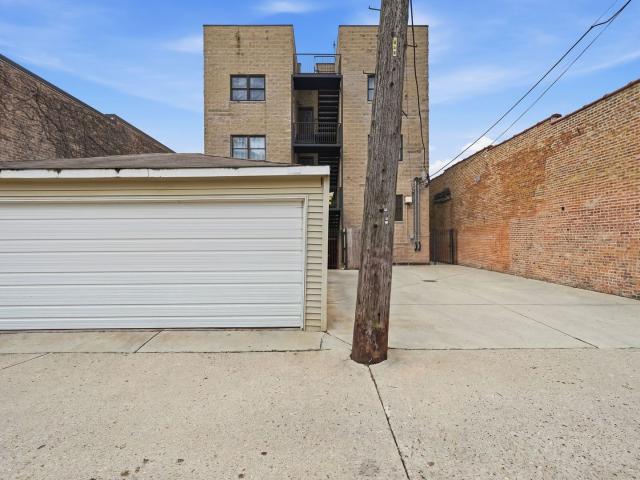 Condo for sale in Chicago Park, Illinois