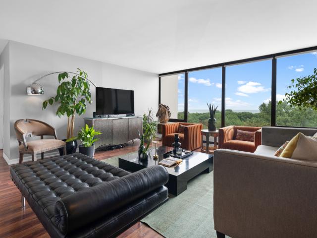 Condo for sale in Chicago Park, Illinois