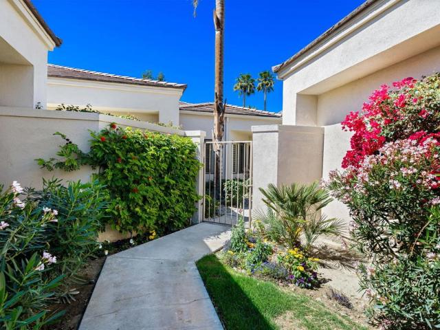 Condo for sale in La Quinta, California