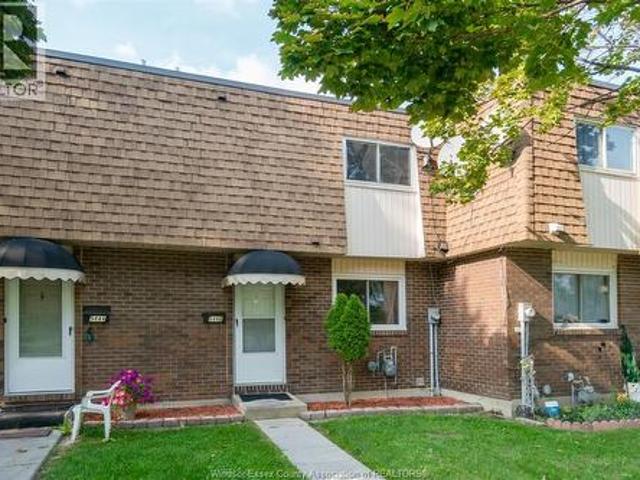 Townhouse for sale in East Windsor, Windsor