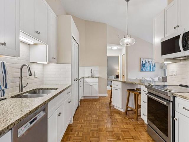 Townhouse for sale in Hennepin, Minnesota