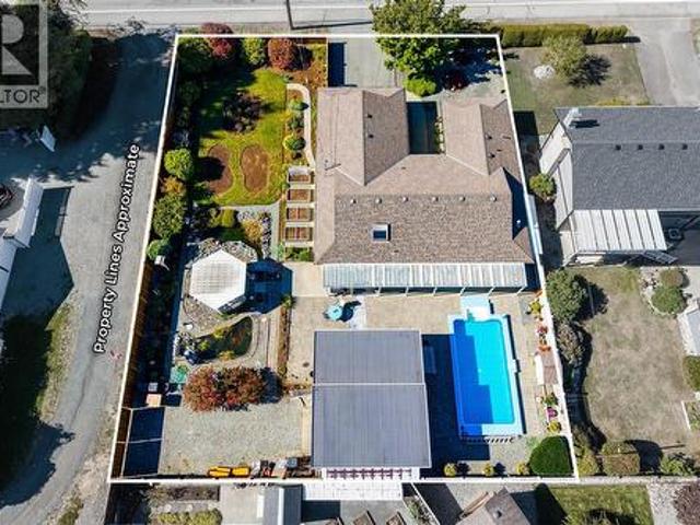 House for sale in Area E (Beaver Creek), Alberni-Clayoquot Regional District