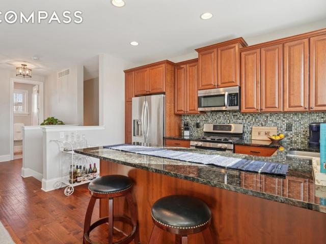 Townhouse for sale in Hennepin, Minnesota