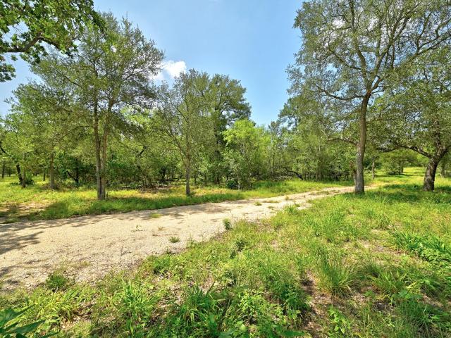 Land for sale in Luling, Texas