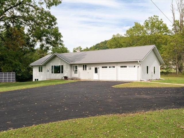 House for sale in La Farge, Wisconsin