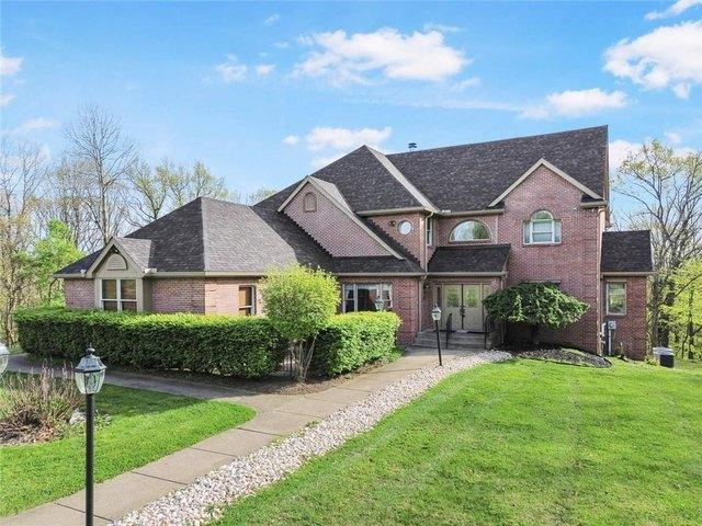 House for sale in Natrona Heights, Pennsylvania