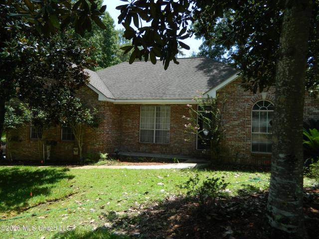 House for sale in Diamondhead, Mississippi