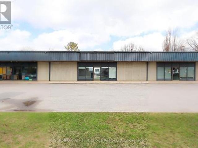 Commercial for rent in Stratford, Ontario