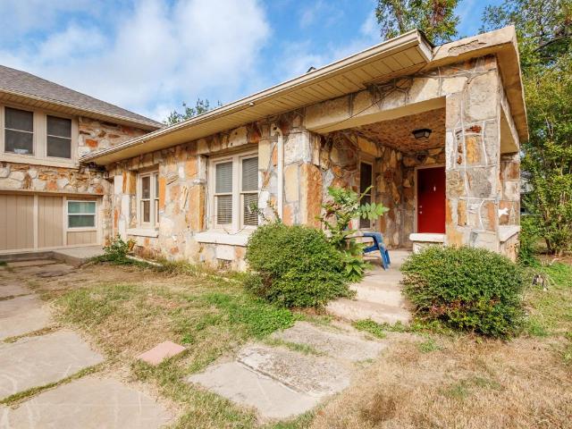 House for sale in Stephenville, Erath County