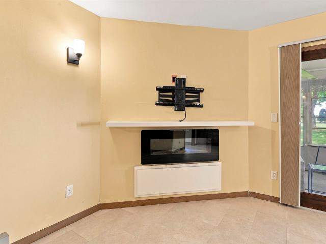 Condo for sale in Oshkosh, Wisconsin
