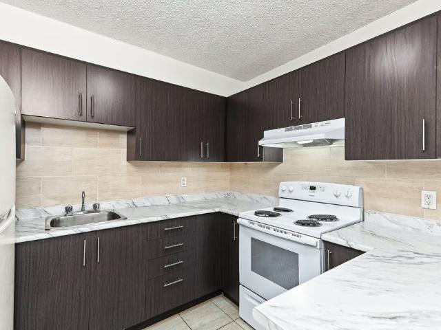 Apartment for rent in Côte-des-Neiges–Notre-Dame-de-Grâce, Montréal