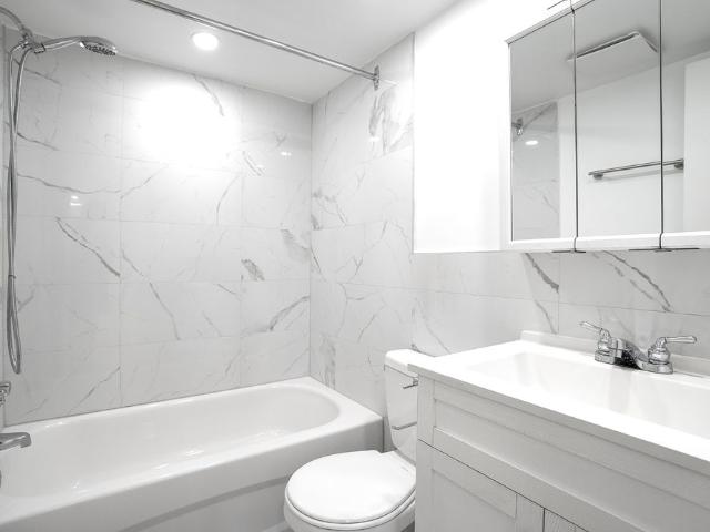 Apartment for rent in St. Leonard's, Quebec
