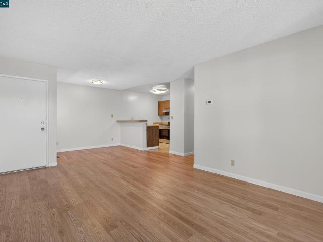 Condo for sale in Concord Condo for sale in Concord