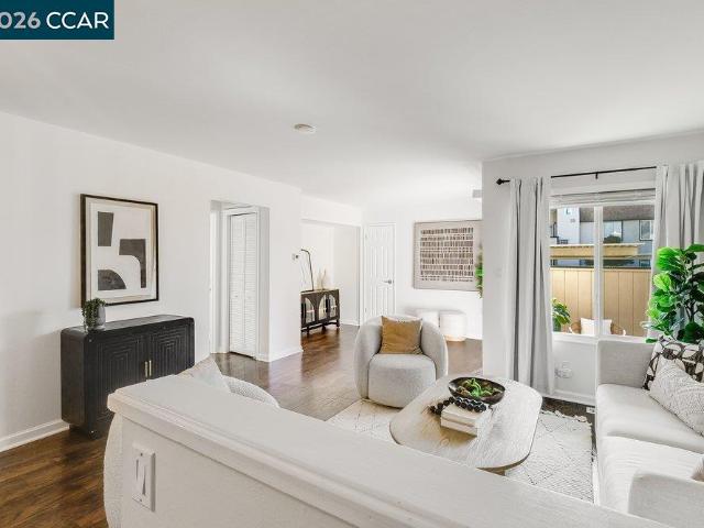 Condo for sale in Concord, Contra Costa County