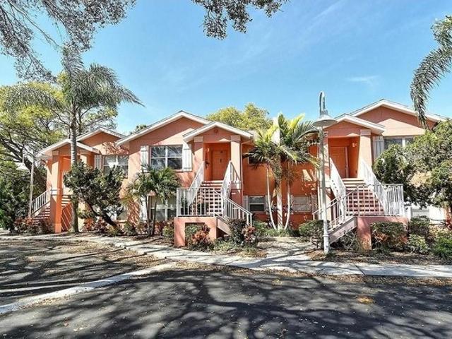 Condo for sale in Sarasota, Florida