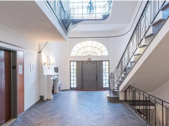 Apartment for rent in Vancouver, British Columbia