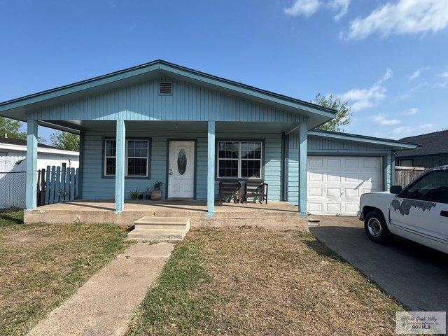 House for sale in Cameron, Texas