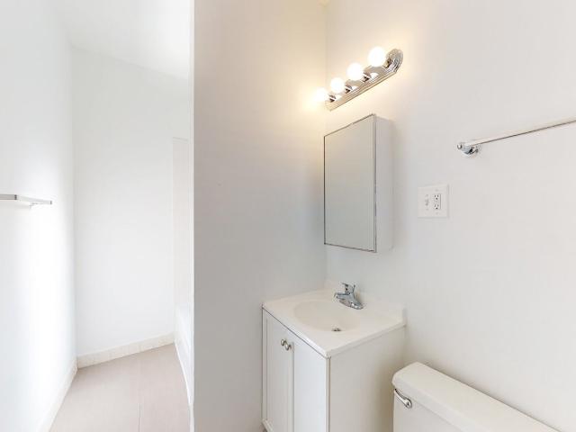 Apartment for rent in Chicago Park, Illinois