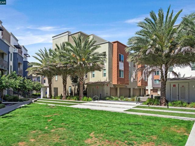 Townhouse for sale in Dublin, California