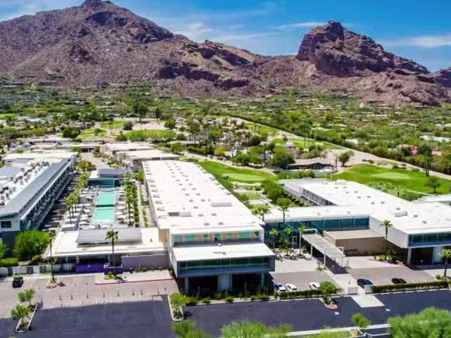 House for sale in Paradise Valley