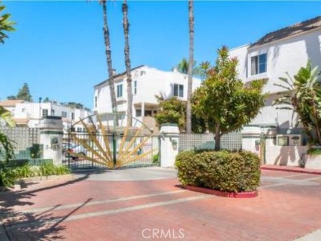 Townhouse for sale in Sherman Oaks Neighborhood Council District, Canoga Park