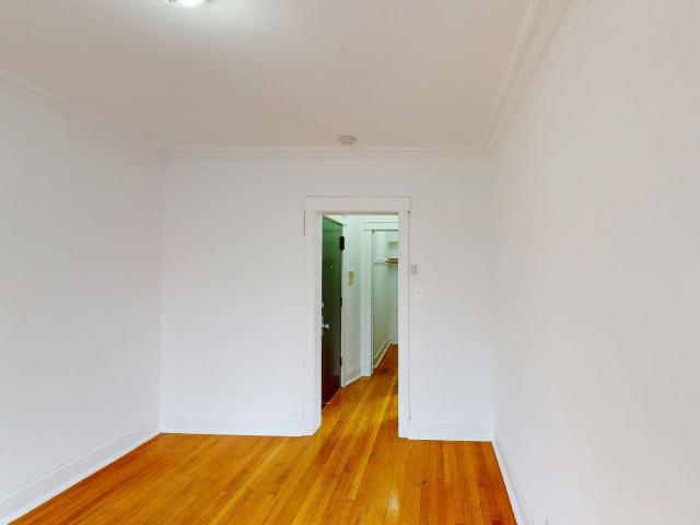 Apartment for rent in Chicago Park, Illinois