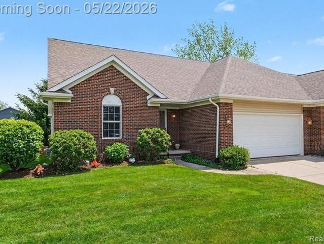 Condo for sale in Fenton, Michigan